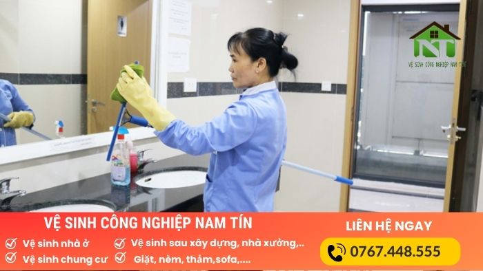 Nhà vệ sinh văn phòng