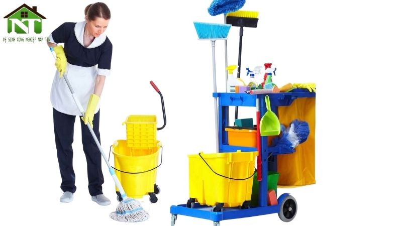 Trang bị dụng cụ dịch vụ dọn nhà đón Tết