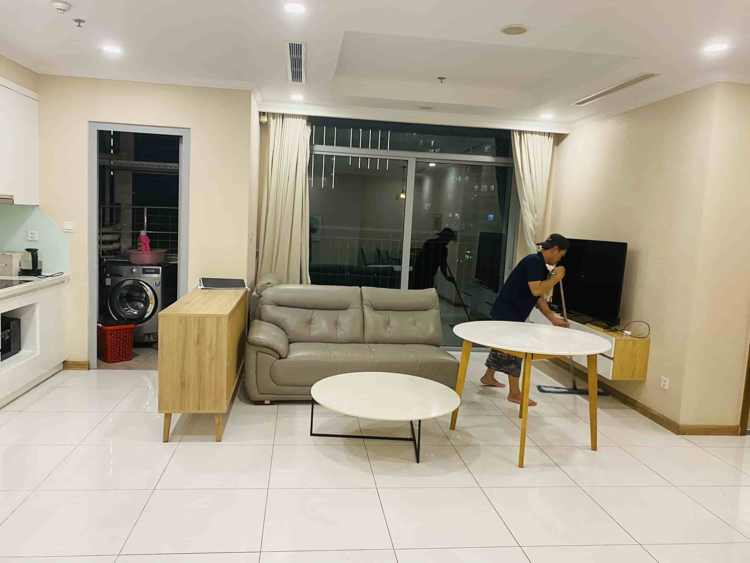 Sau khi nhân viên làm sạch